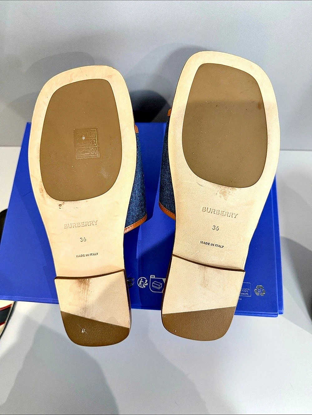 Burberry Carolyn Denim Logo Flat Slide Sandals EU 36 Brown & Blue - Picture 3 of 3